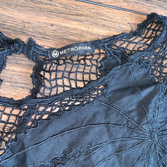 Metropark Black Mesh Floral Stitch Top - Picture 3 of 8